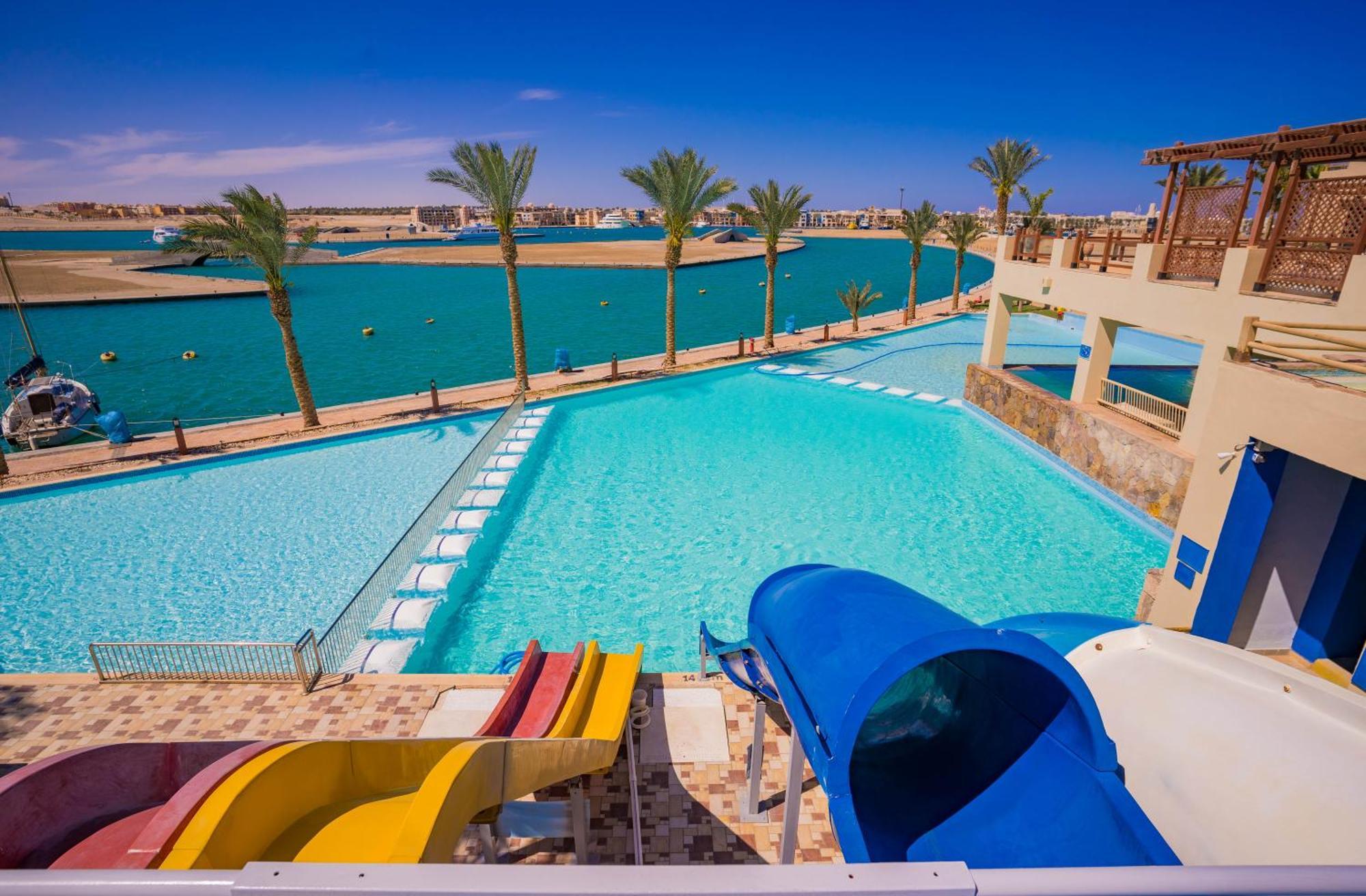 Marina Lodge At Port Ghalib Extérieur photo